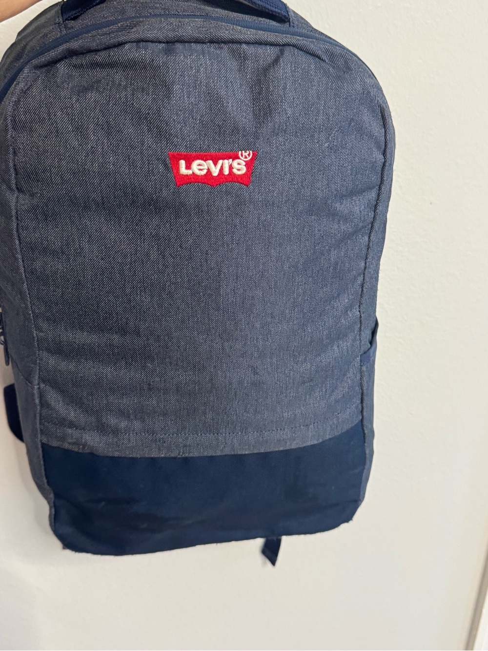Levi's Men's Dark Blue Two-Tone Backpack with Red Logo